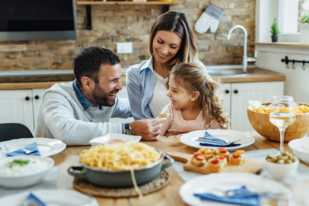 پنیر پارمزان چیست و کالری آن چقدر است؟