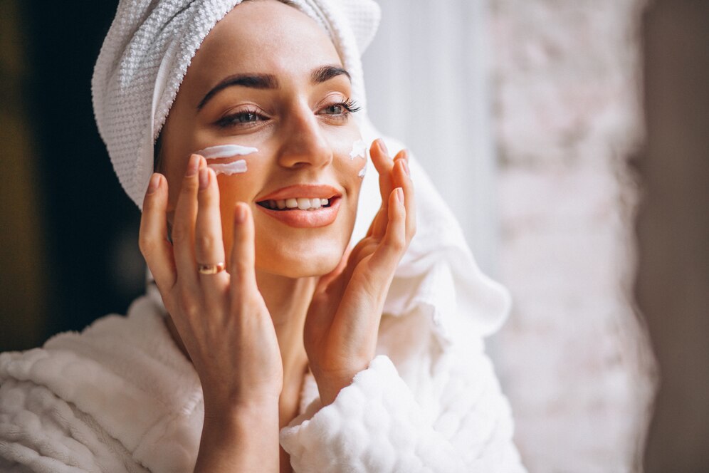 ضد آفتاب معدنی یا شیمیایی؟ کدامیک را انتخاب کنیم؟