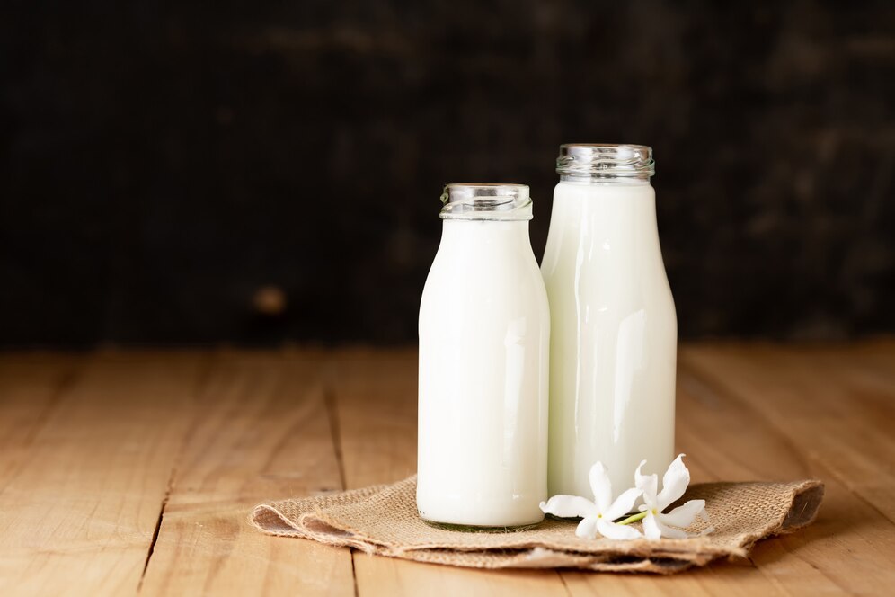 fresh-milk-bottle-glass