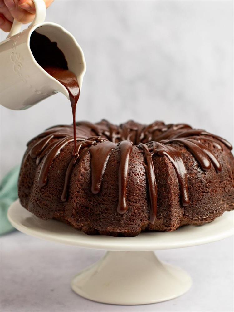 chocolate-bundt-cake