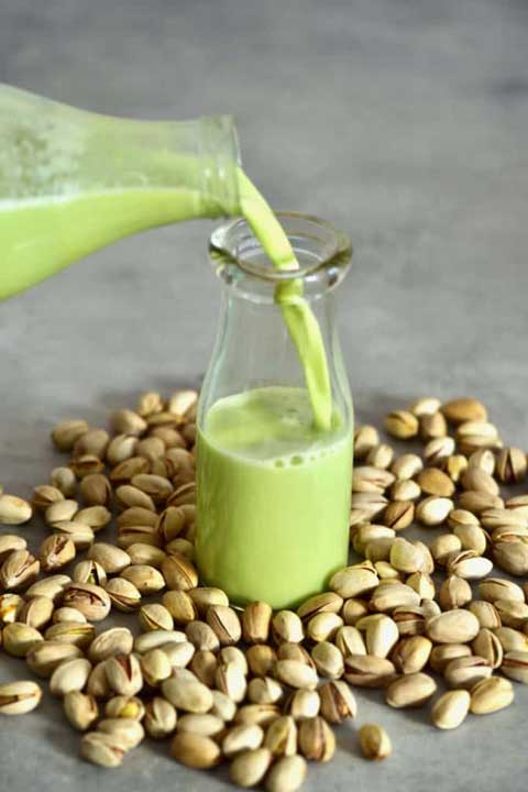 Pistachio-Milk